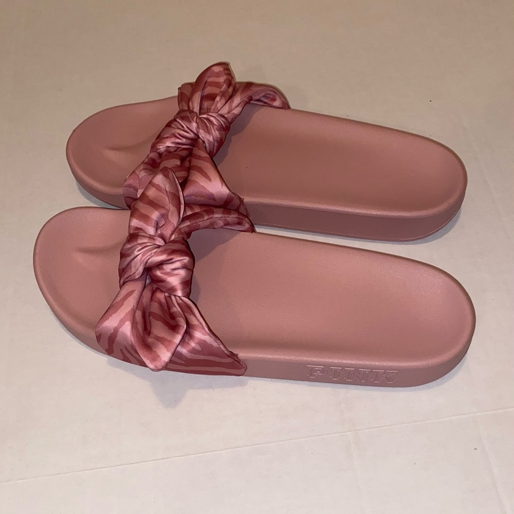 Pink bow Victoria secret slides
